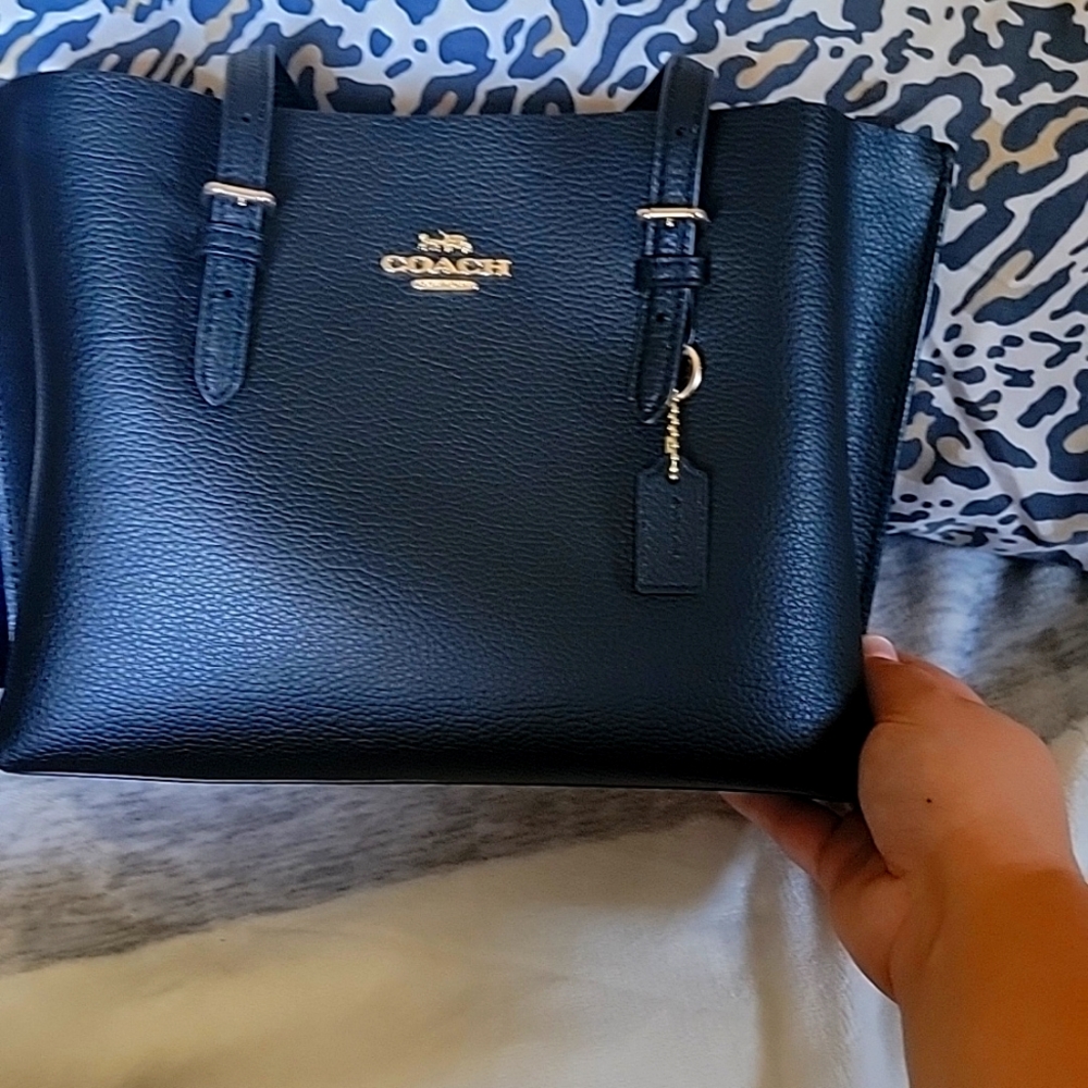 ××××Coach Giveaway×××× 9 different pampered items - Picture 3 of 7